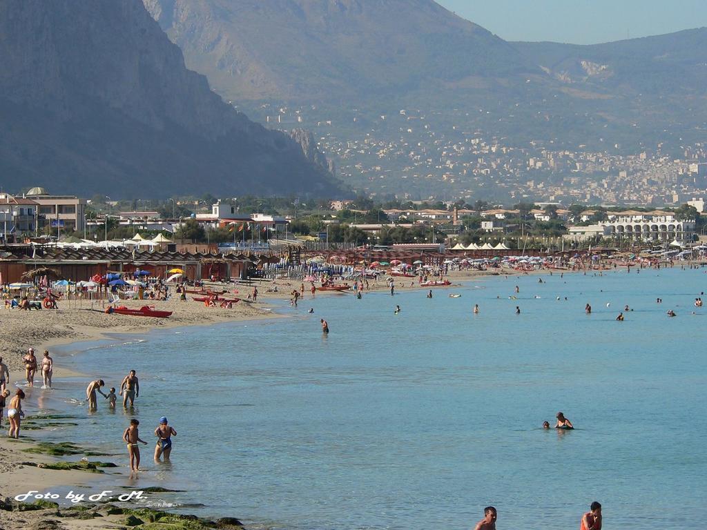 Villa Le Due Palme Isola delle Femmine Exterior foto